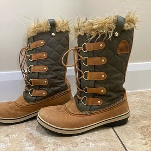 Sorel Tofino winter waterproof boot size 9.5